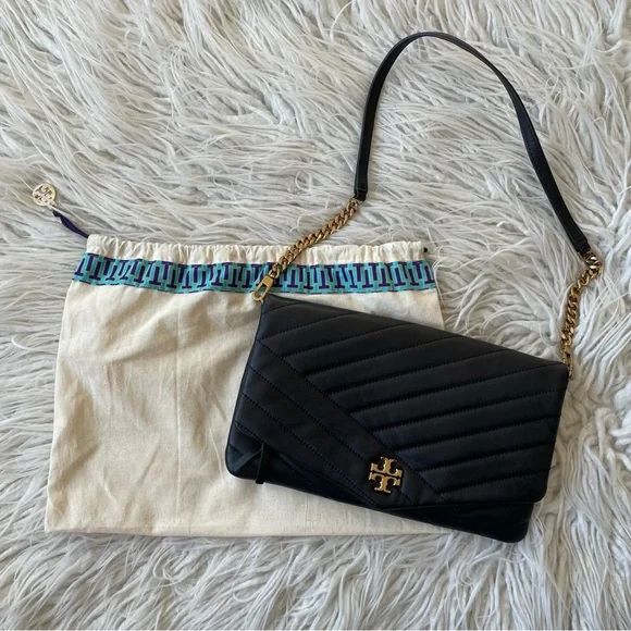 Tory Burch Black Lambskin Leather Convertible Kira Chevron Clutch Logo Bag EUC - Picture 1 of 12